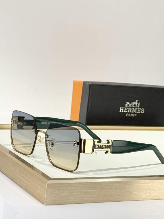 Picture of Hermes Sunglasses _SKUfw75048060fw